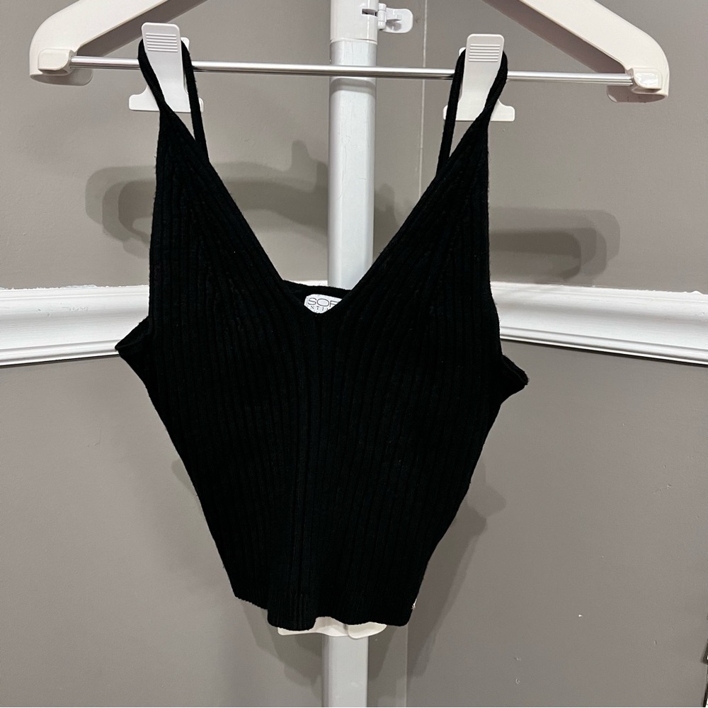 cropped sleep top